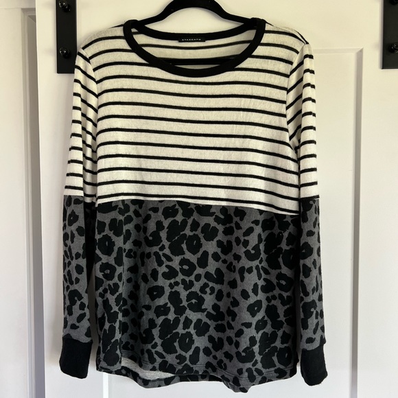 Staccato top - Picture 1 of 1